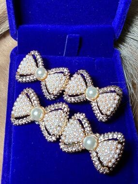 Pearl Bow Cluster Hair Clips - Gold Tone with White Pearls